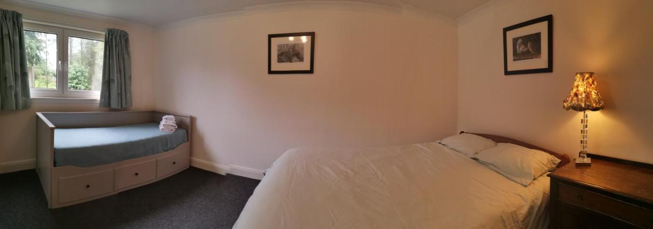 Relax In A 1 Bedroom Apartment Near A Country Pub Eyemouth Exterior photo
